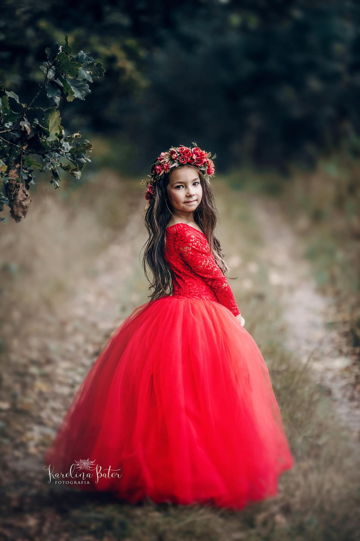 long sleeve red tulle flower girl dress outdoor photoshoot dress for girls