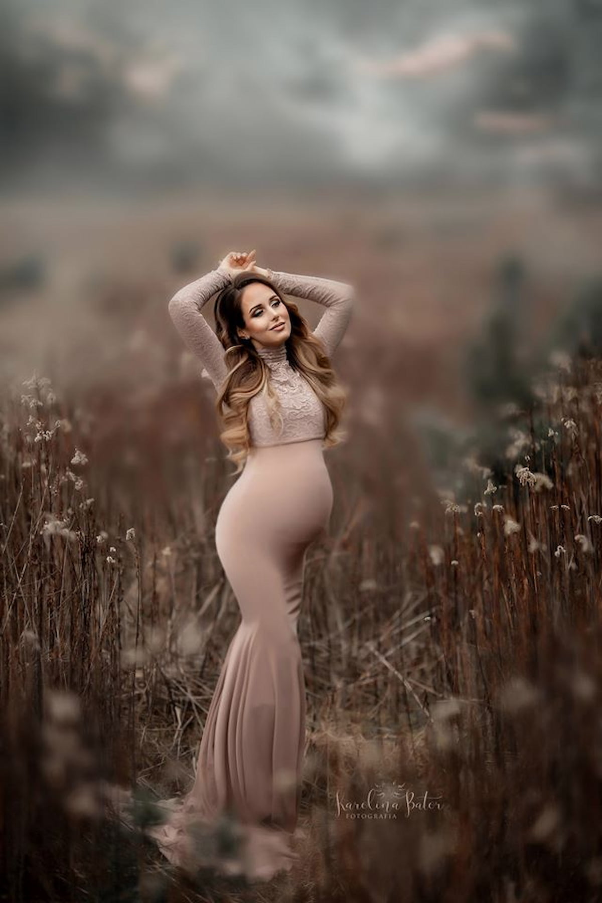 elegant maternity mermaid dress with long sleeves