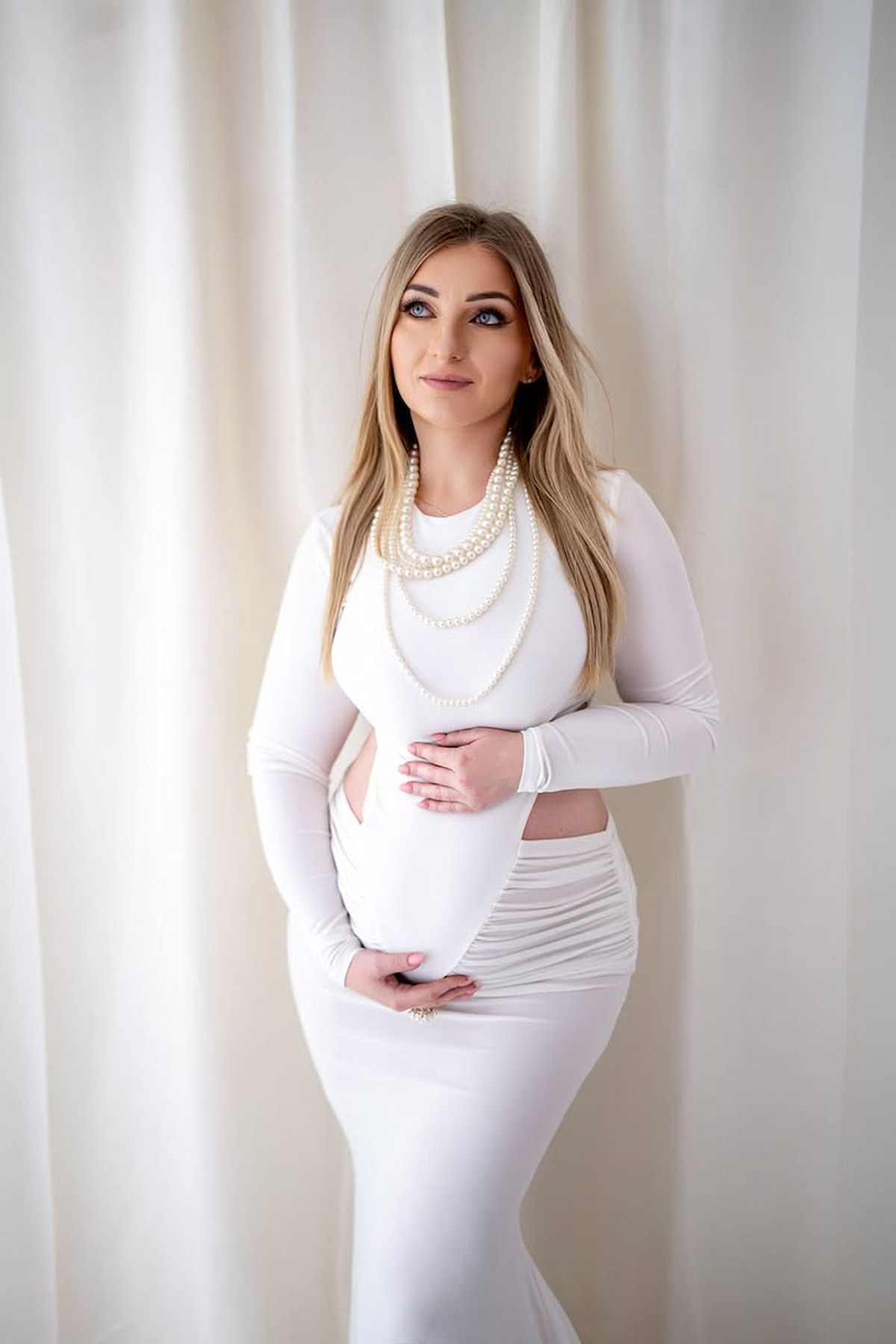 fine art maternity photography dress Eva fitted jersey pregnancy gown