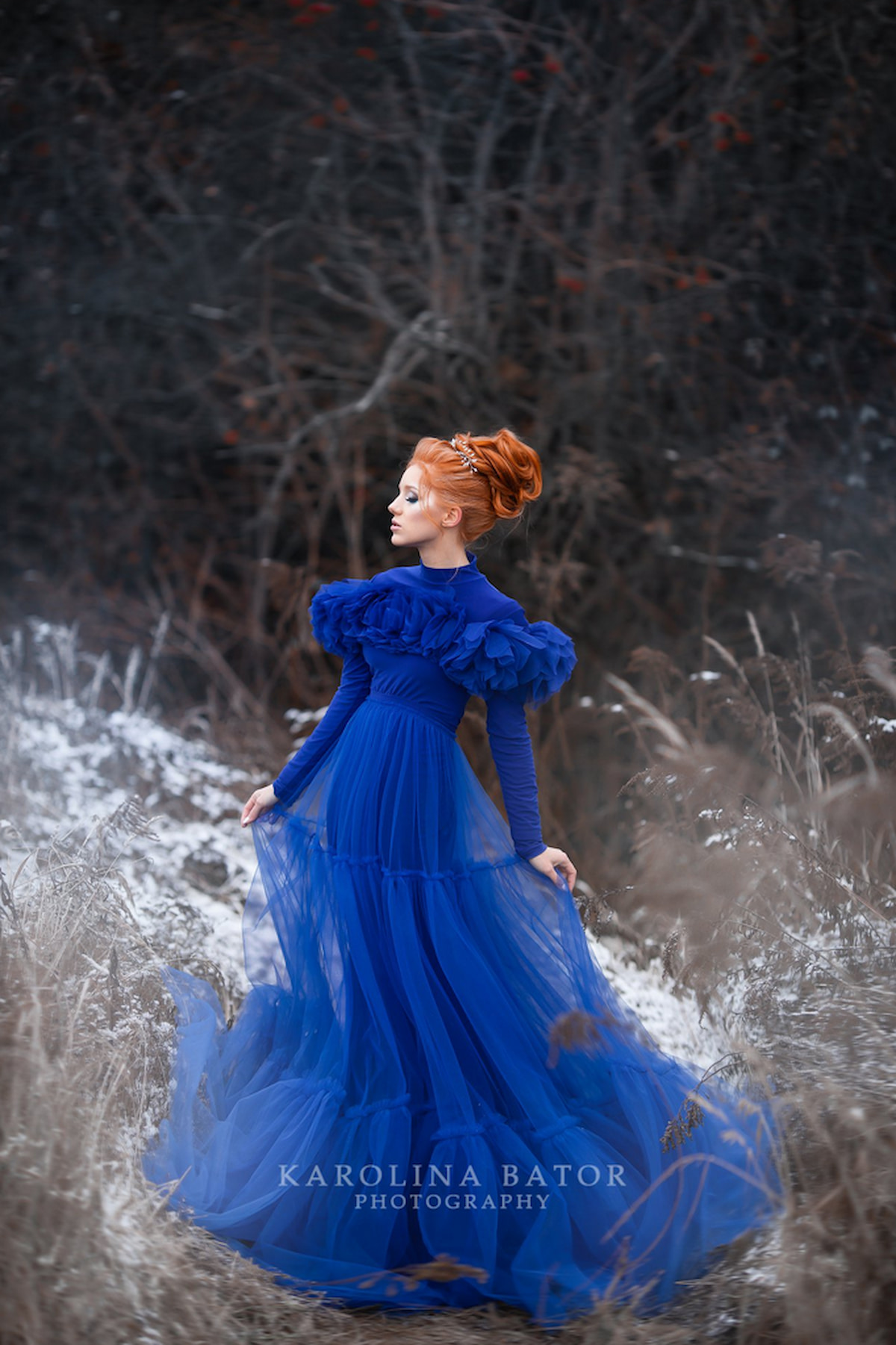dramatic maternity gown with layered tulle overskirt